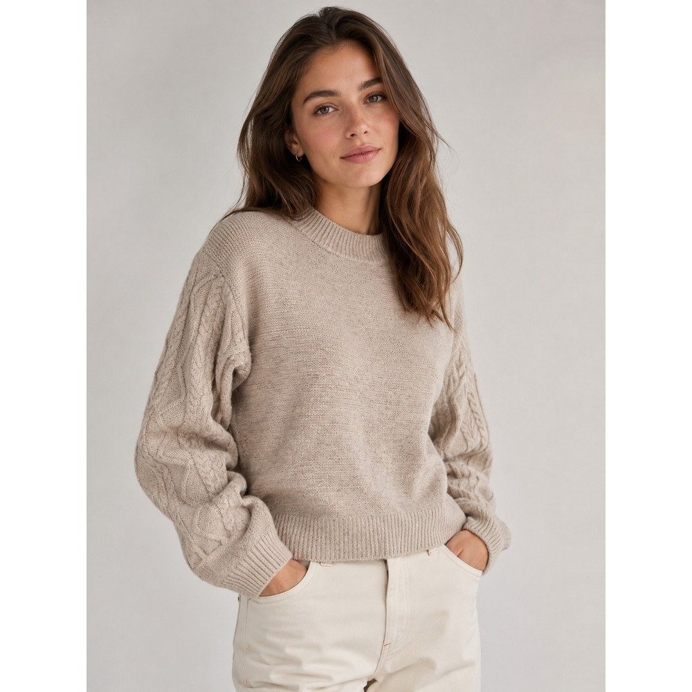 VIGOSS NWT Cable Knit Sleeve Crewneck Sweater Cozy Core Classic Fall Winter M